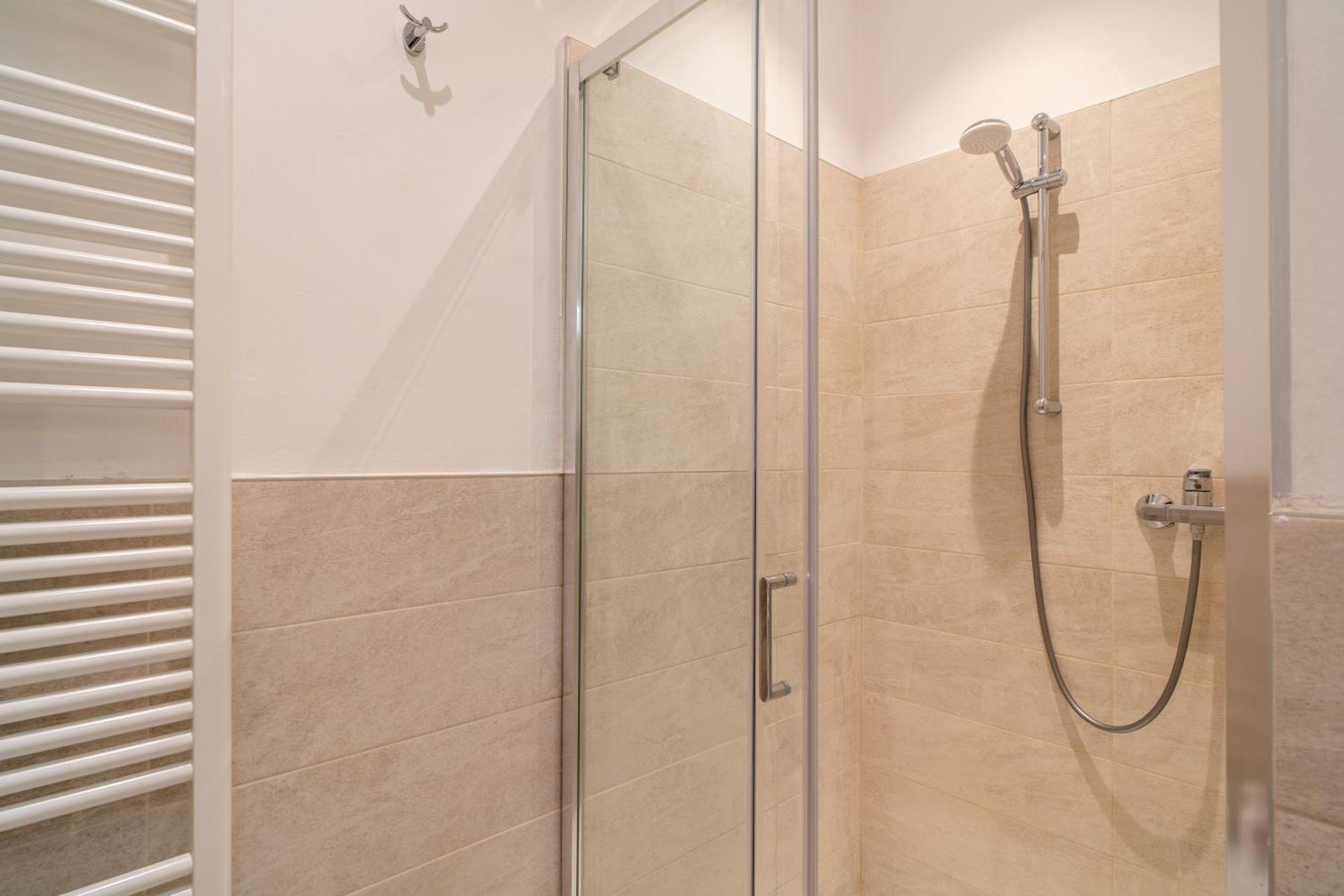 Charme In Fiera - Zona Fiera Apartment เวโรนา ภายนอก รูปภาพ