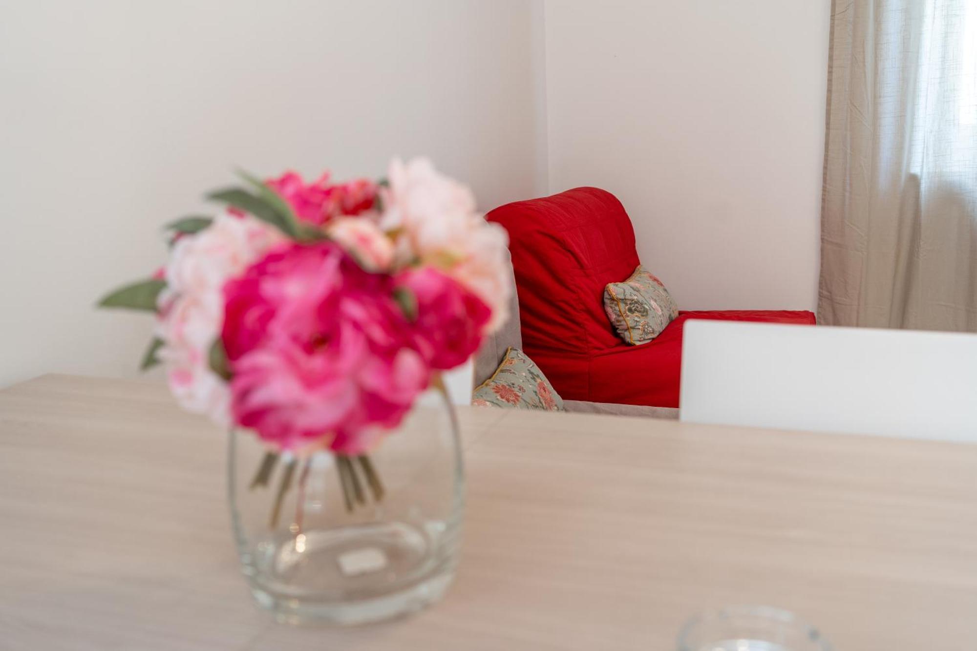 Charme In Fiera - Zona Fiera Apartment เวโรนา ภายนอก รูปภาพ