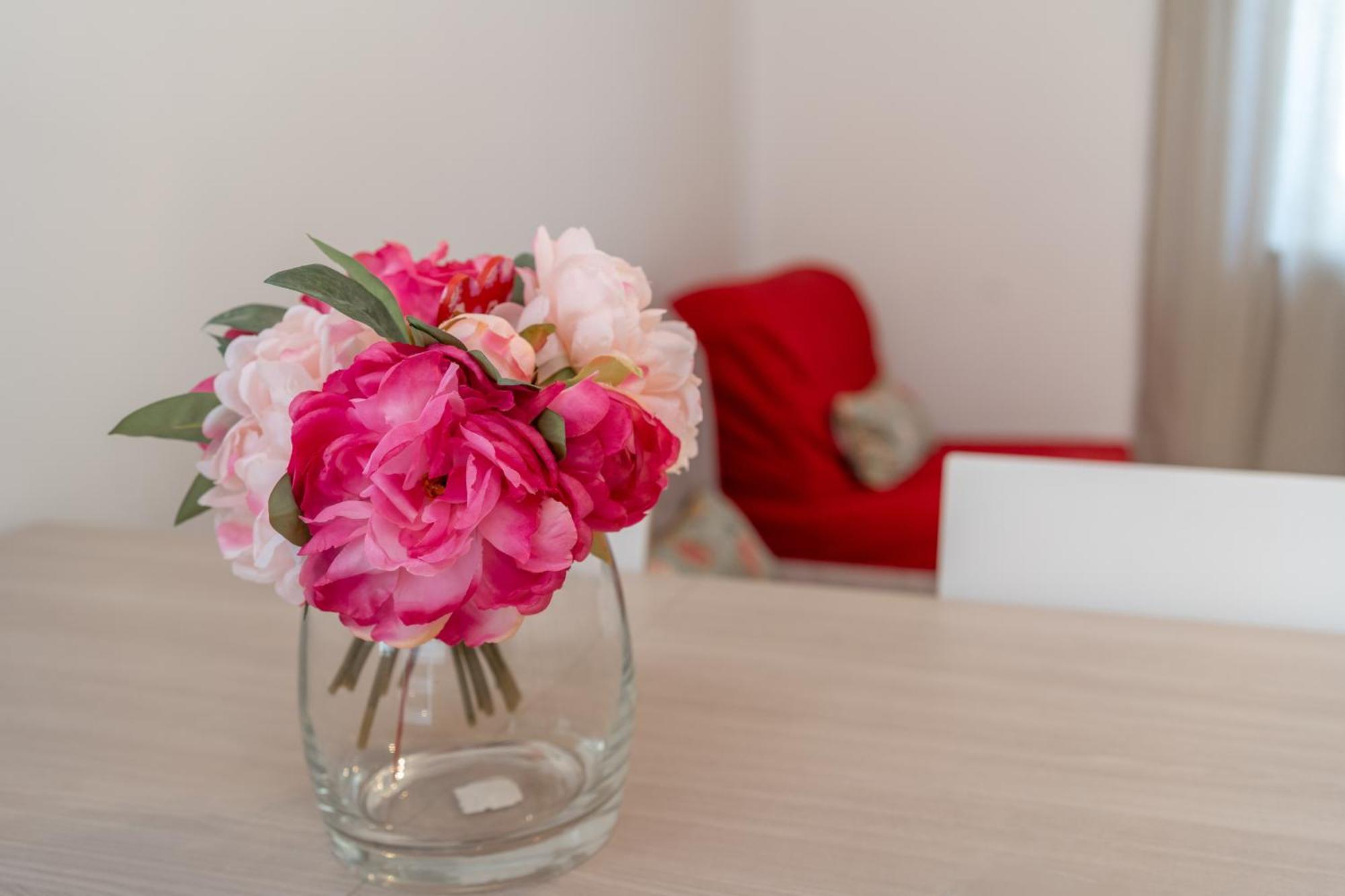 Charme In Fiera - Zona Fiera Apartment เวโรนา ภายนอก รูปภาพ