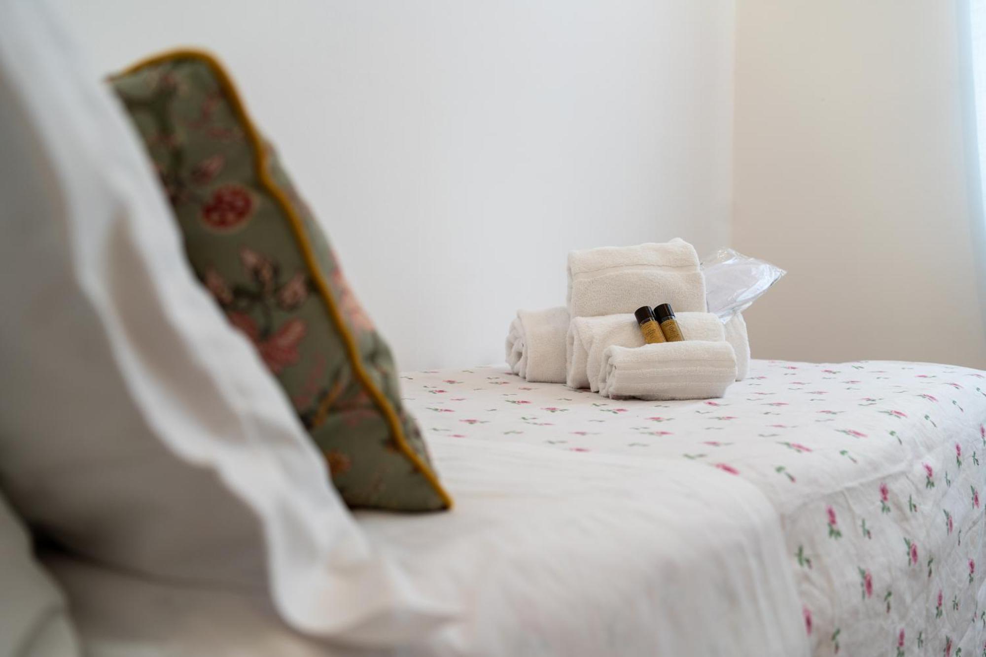 Charme In Fiera - Zona Fiera Apartment เวโรนา ภายนอก รูปภาพ