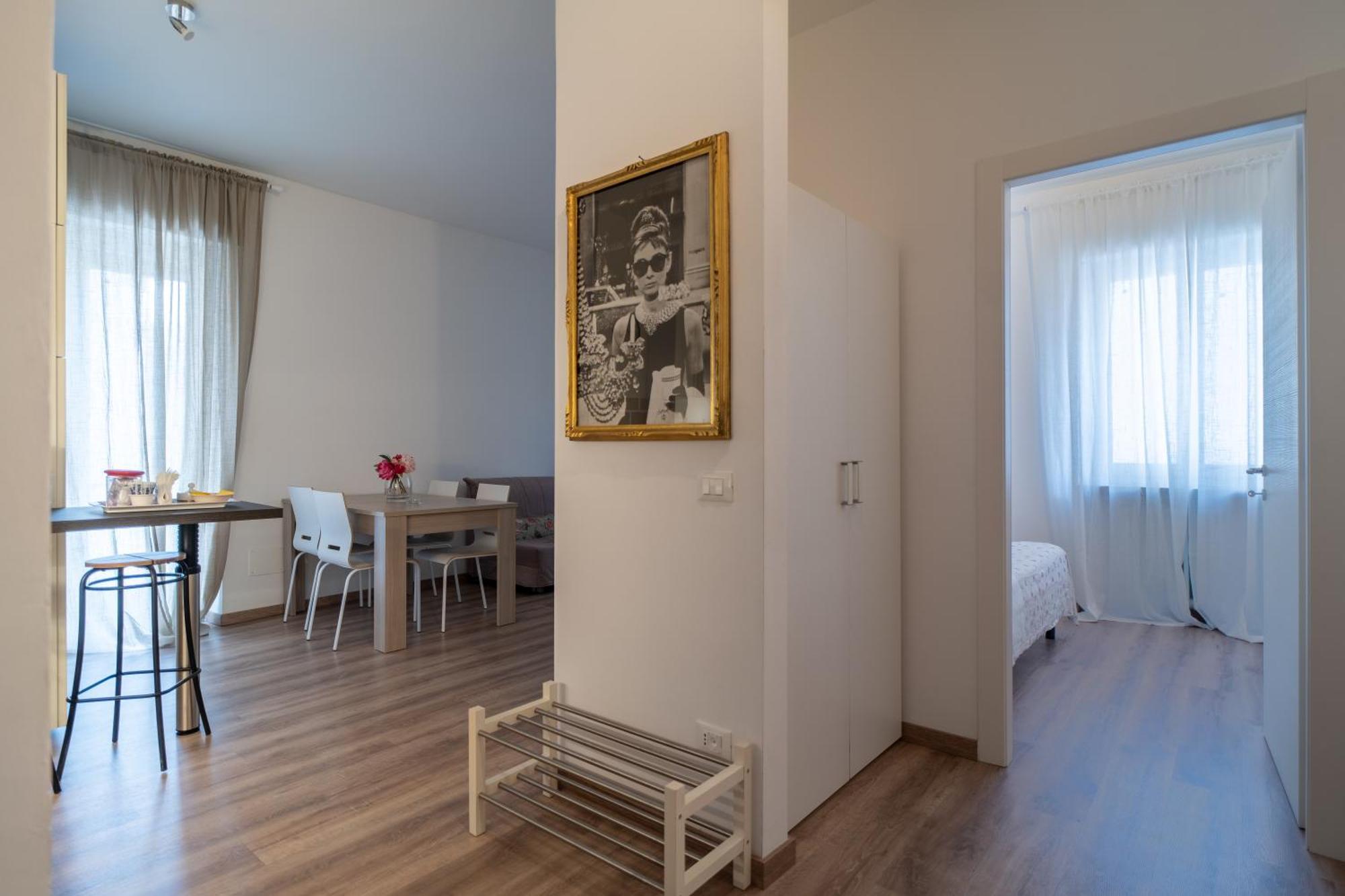 Charme In Fiera - Zona Fiera Apartment เวโรนา ภายนอก รูปภาพ