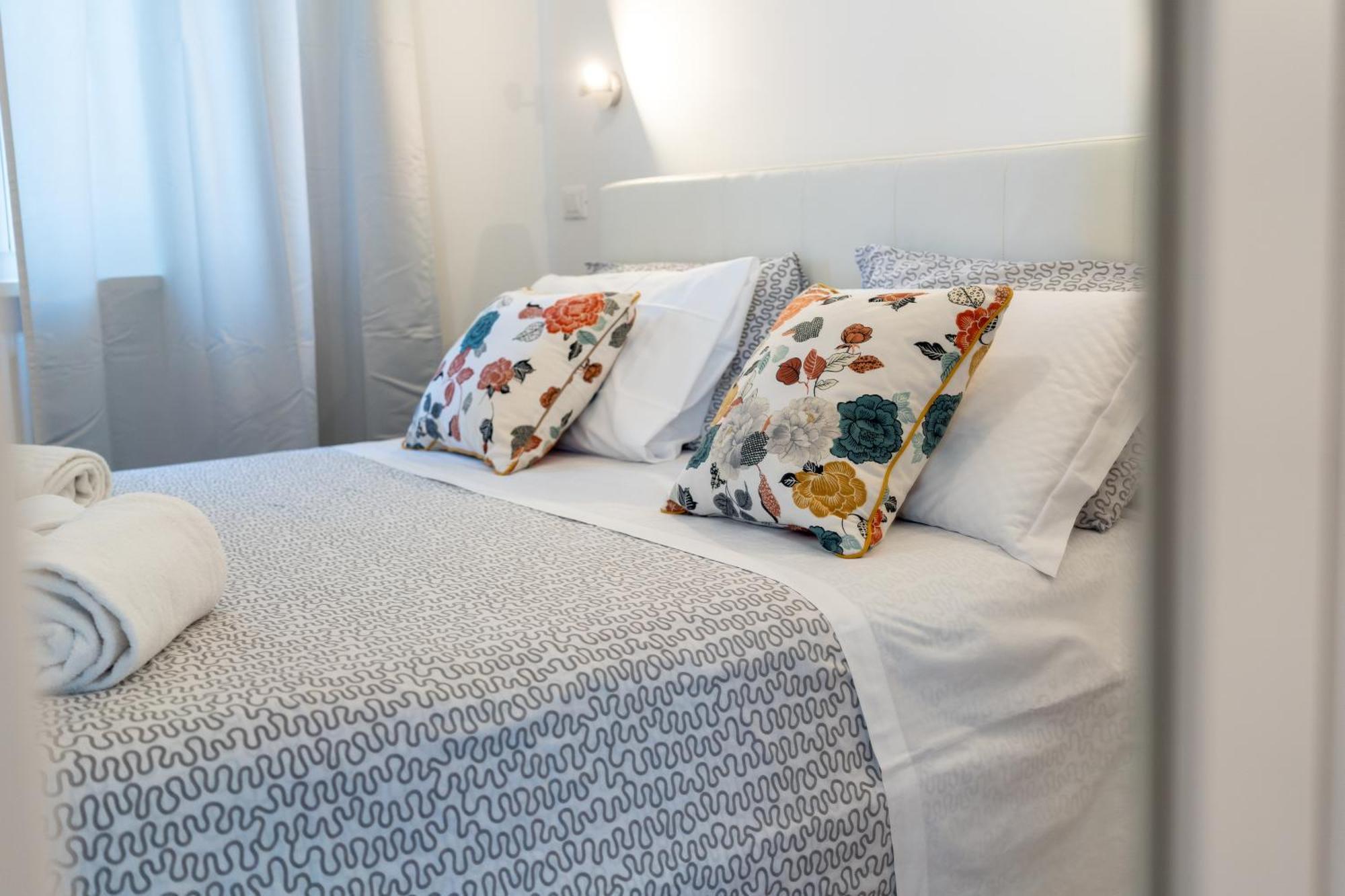 Charme In Fiera - Zona Fiera Apartment เวโรนา ภายนอก รูปภาพ